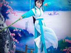 黄蓉-九月鹰飞汉服摄影工作室