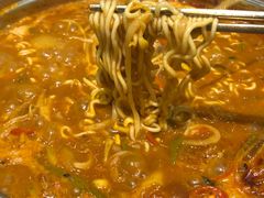辛牛骨火锅-KCOOKING概念韩餐(世茂52+店)