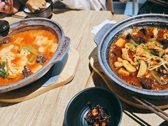 -极有家小鱼小鸡石锅煲(佳兆业店)