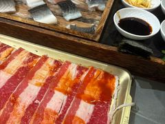 -围炉肉舍•炭烤活鳗•丹东海鲜烤肉(步行街店)