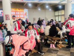 -亚布力新体委滑雪场
