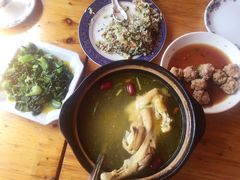 -云河农家乐饭店(福禄缘树山店)