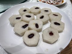 -启东海鲜人家(古美路店)
