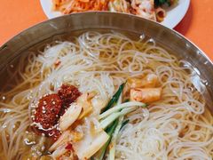 -东一路朝鲜大冷面