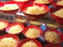 鸡丝凉面-龙抄手(春熙路总店)