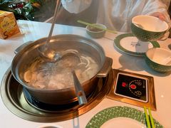 -润园四季椰子鸡火锅(卓越INTOWN店)