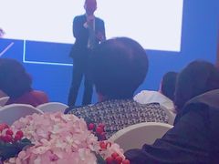 -上海龙之梦万丽酒店