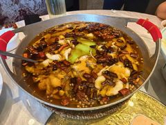 -鑫巴蜀小镇 · 水煮鱼专研店(玉桥店)
