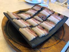 瓦片腊肉-勐巴拉云顶餐厅