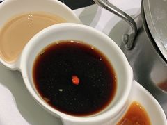 -红鼎豆捞·非遗鲍皇汤火锅(宝丰路店)