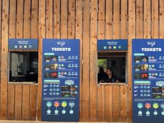 -怀托摩萤火虫洞