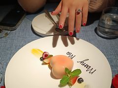 -弦月窗LUNETTE BY AMANDA(复兴路店)