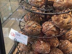 -Dough&Joe团憩(瑞虹天地月亮湾店)