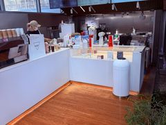 -Manner Coffee(徐汇滨江店)