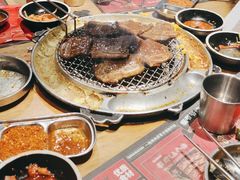 招牌LA牛排-青瓦炭韩潮烤肉(花园道店)