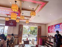 -阿婆情腊排骨火锅(金虹路店)