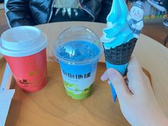 -抱抱地球咖啡馆(国家海洋博物馆店)
