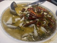 -鱼亨小鲜酸菜鱼(大信店)