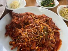 -亲昵春川鸡排(韩国美食街店)