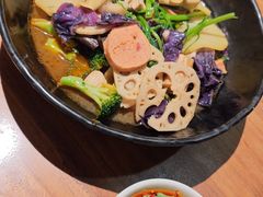 -万记麻辣烫国展总店