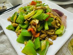 -雄伟美食(高沙中街店)