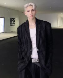 -川和潮人