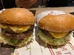 -The Habit Burger Grill 哈比特汉堡(复兴soho店)