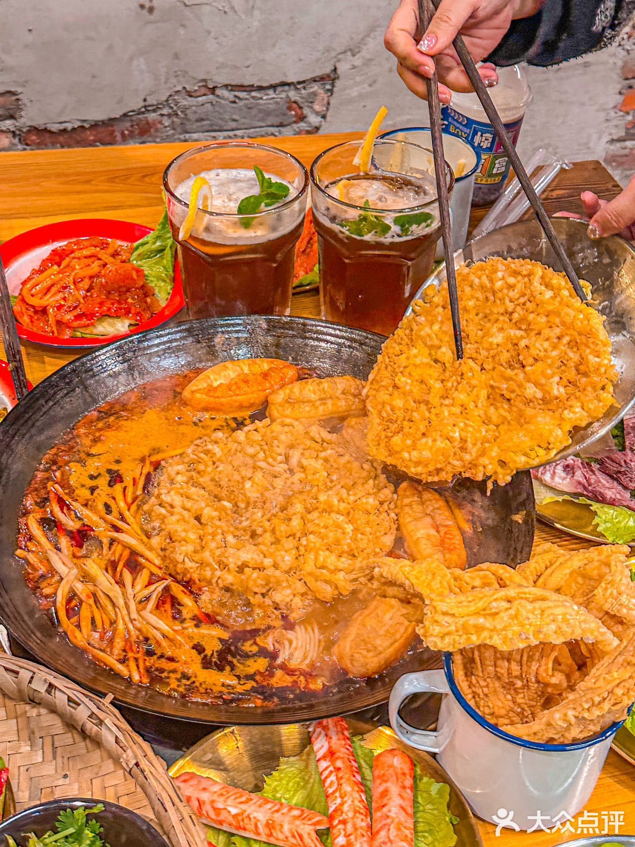 合肥｜可以吃亿次的螺蛳粉火锅！又香又臭巨上头️