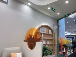 -进巍美甲美睫店