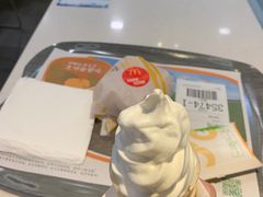 圆筒冰淇淋-麦当劳(四川北路店)