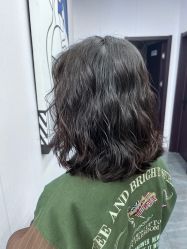 -茶发Salon·烫发染发理发