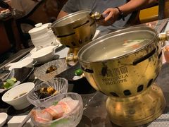 -半岛翡丽海鲜自助餐厅(观风亭店)