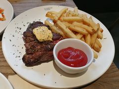 -Common Table · Brunch & Coffee