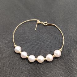 -威德钻石-克拉钻大本营(南京东路店)