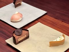 -VERIE BAKEHOUSE