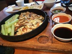 素颜烤鱼-院落创意菜