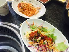 -草家酱蟹炭火烤肉店(珲春南路一店)