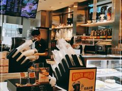 -Peet's 皮爷咖啡(陆家嘴中心店)