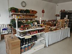 -天天向上素食餐厅(五台山店)
