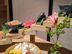 -山川小町·极番烧肉(新地假日广场店)