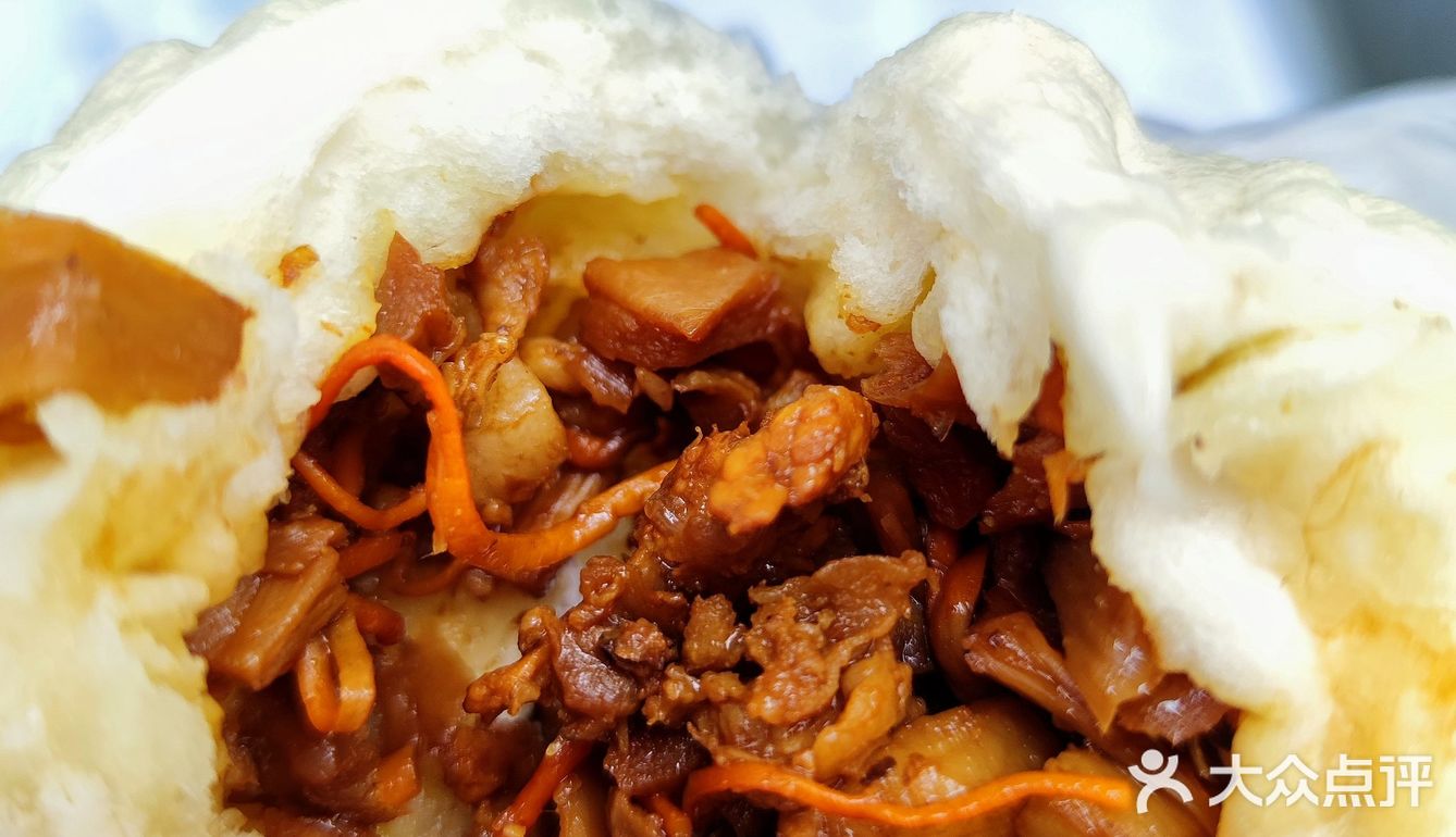 李与白包子铺💒性价比超高的包子店