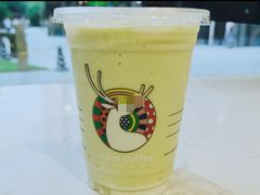 牛油果很芒-瑞幸咖啡(万恒大厦店)