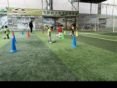 -飞梦少儿足球培训(塘桥校区)