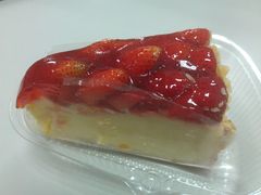 草莓奶酪蛋糕-凯宾美食廊Kempi Deli·凯宾斯基饭店(亮马桥路店)