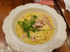 -玛格萝妮比萨屋(陆家浜路店)