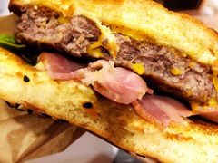 安格斯MAX厚牛培根堡-麦当劳(四川北路店)