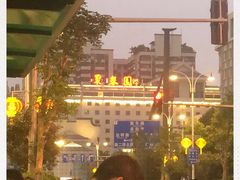 -聚春园自助餐厅(东街口店)