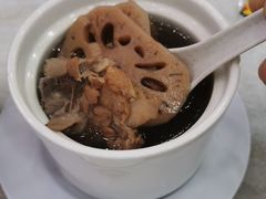 莲藕花生汤-好比鸭王
