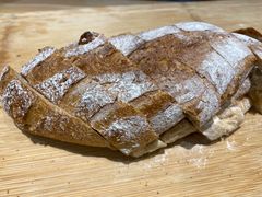 -小蜜蜂·Bakery&Coffee(翰子花园店)