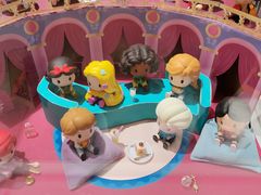 -泡泡玛特POPMART(上海环球港店)